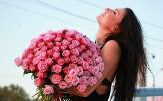 Почему девушки любят цветы?